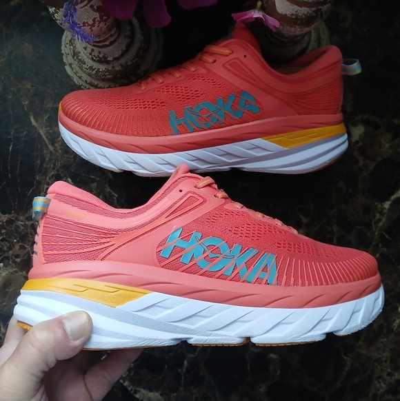 Hoka Shoes - Hoka One Bondi 7 Comfort/Athletic Medical Field Shoes Size 9 for Women